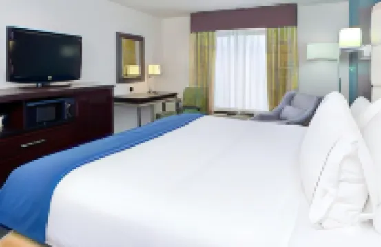 Baymont by Wyndham Bessemer