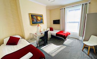 Serviced Property Apartment