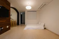 Gapyeong Imchori Buttumark Pension Отели рядом с достопримечательностью «Garden of Morning Calm»