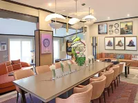 Ambiance Boutique Art Hotel Karachi Hotels in Карачі
