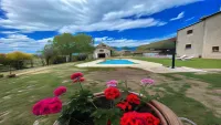 Spoleto Biofarm-Sleeps 8 Guests-Salt Water Pool-Beautiful-Exclusively Yours-Wifi