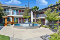 Creekside Inn & Suites Hotels in Mendocino County