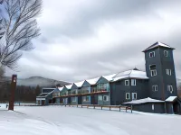 Mountain Inn at Killington Hotels near Ramshead Express Quad