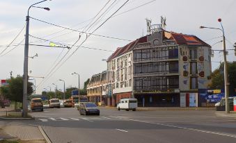 Petrovsk Hotel