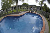 Warrina Inn Wodonga CBD - Pools
