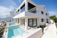 Ilva Suites - Pools