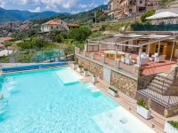 Residence Villa il Casale - Appartamenti Wellness e Piscina Riscaldata Hotels in Tovo San Giacomo