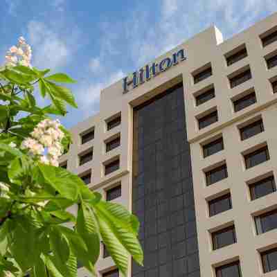 杜尚別希爾頓飯店 Hotel Exterior