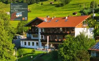 Alpenhotel Sonneck - Mit Bergbahnticket - parking
