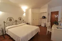Hotel Il Piccolo Golf Hotels in Abbiadori
