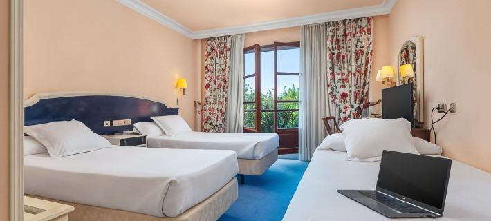 Hospedium Hotel Sky Blu Sondika Hotele w: Biscay