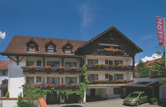 佐姆黑徹霍騰阿爾特斯塔特酒店