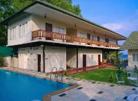 Cyrus Lake Haven - piscina