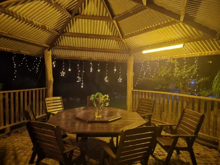 Crows Nest Motel Отели в г. Кроус Нест