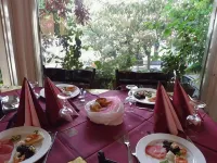 德爾比酒店 - 早餐