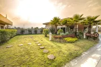 Martina Hotel Surin Hotels near Wat Mongkolrat