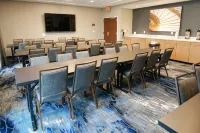 Fairfield Inn & Suites Winona Hotels in Winona