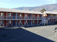 Cactus Tree Inn Hotels in Oliver