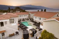 Ino Hotel & Suites - Ocean View