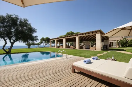 Can Simoneta - Adults Only