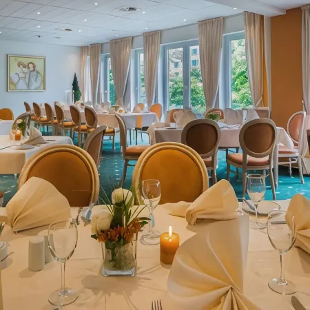 NewLivingHome Residenzhotel Hamburg Отели рядом с достопримечательностью «Жилой район Ленцзидлунг»