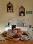 Smiling Places - Guest House in Labruge - breakfast