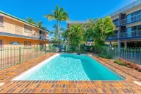 Red Star Palm Beach فنادق في Tugun