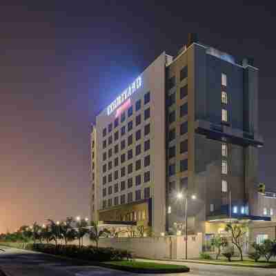 蘇拉特萬怡飯店 Hotel Exterior