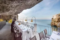 Hotel Grotta Palazzese