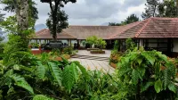 Pranavam Resort & Spa Các khách sạn ở Pinangode