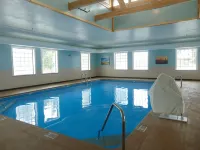 Days Inn by Wyndham Pentwater - Swimmingpools