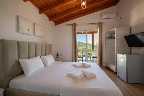 Sunny Villa