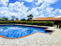 Hotel Campestre Café Tropical Hotels in Alcalá
