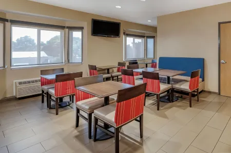 The Atrium Hotel - SFO Airport Free! - Shuttle Bus - Parking - Wifi Отели рядом с достопримечательностью «SFO Museum»