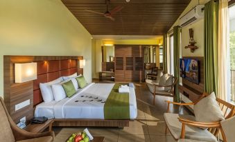The Mountain Courtyard Thekkady