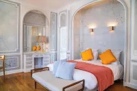 Les Sorbiers Hotels in Астьер