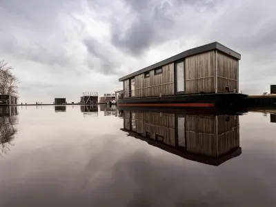 帶海景的奧芬加維爾船屋