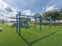 Gorgeous Stoneybrook Home with Private Pool, Lake, Golf Course, 2 King Beds! Hotéis em Estero