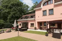 ホテル ホフマイスター