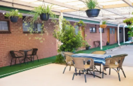 榆樹苑汽車旅館