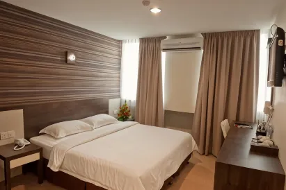 De Spring Hotel