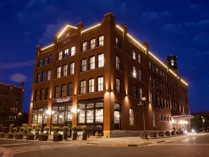 The Charmant Hotel