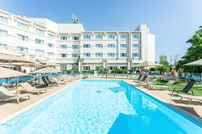 Novotel Bourges โรงแรมในเชอร์