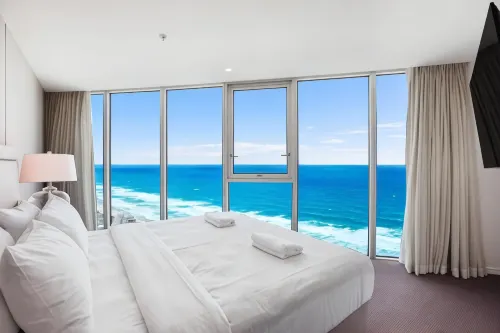 Number 1 H Residences - WiFi, Parking & More by Gold Coast Holidays
