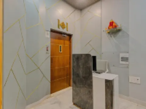 Hotel Sai Prarthana 桑格利酒店