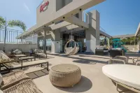 해변에서 500미터 떨어진 수영장과 자쿠지가 있는 독점적인 숙박 - ELF