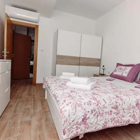 Waterfront Apartment Petrovina