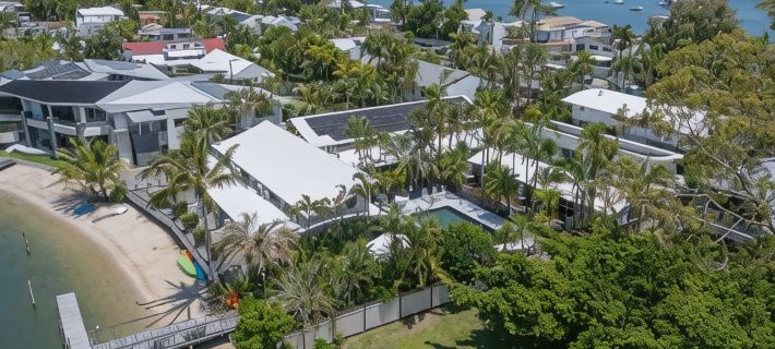 Caribbean Noosa Hotels in Noosa Heads