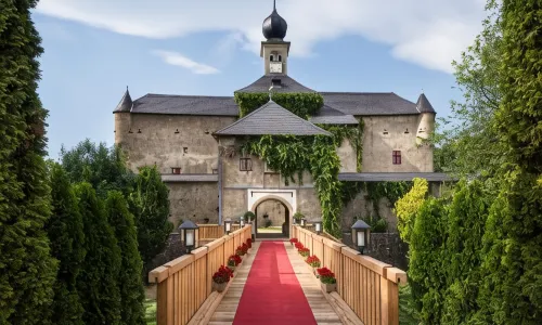 Tauroa Schloss Gabelhofen
