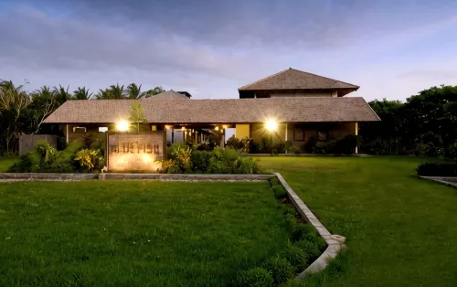 Blue Fish Hotel Hotels in Panimbang